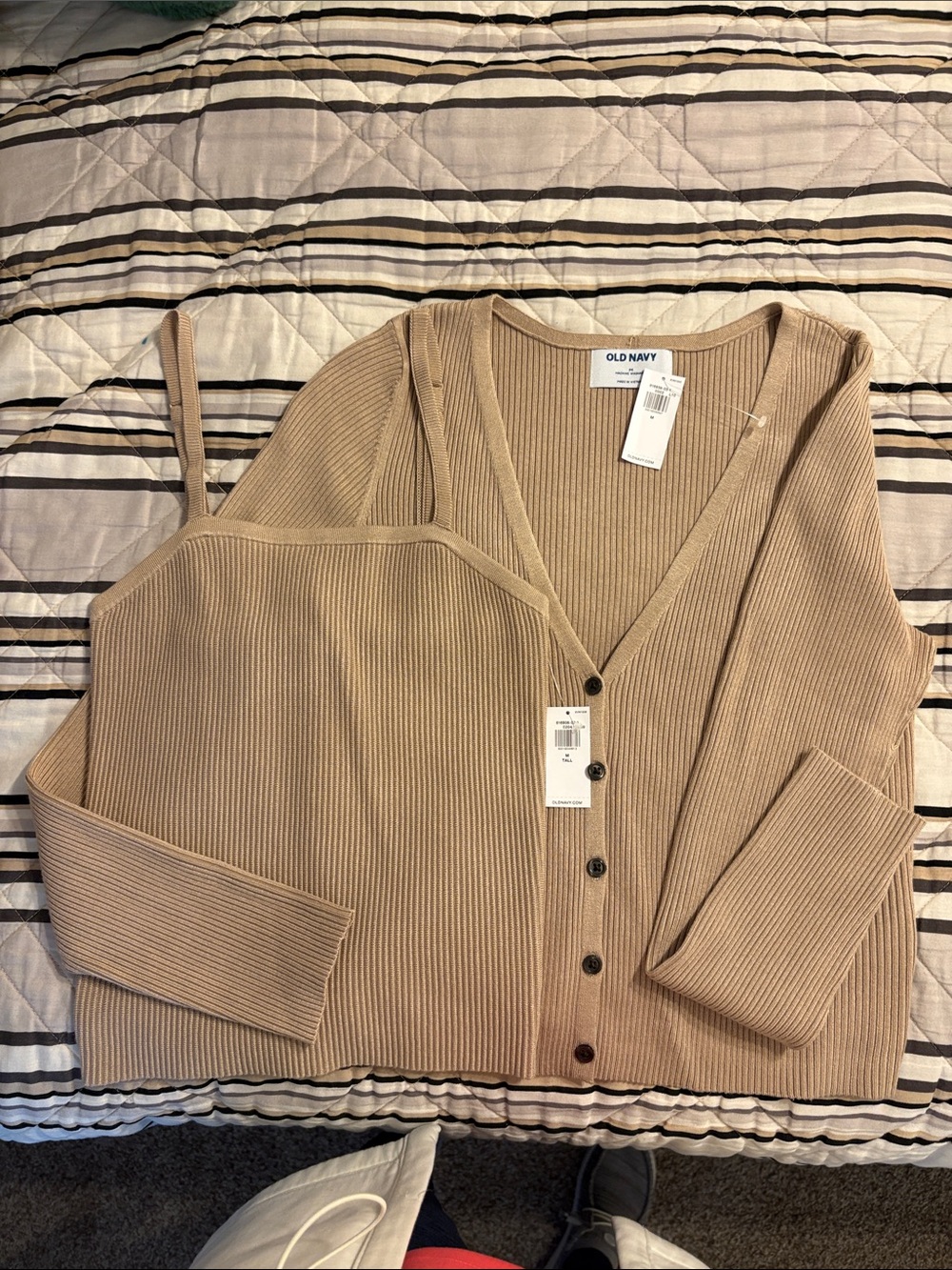 NWT Old Navy fitted cardigan set. Color mocha taffy.